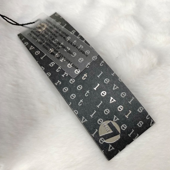 NWT Francesca’s Collection Black Slim Crossbody Bag or Clutch with Gold Chain - Picture 13 of 14